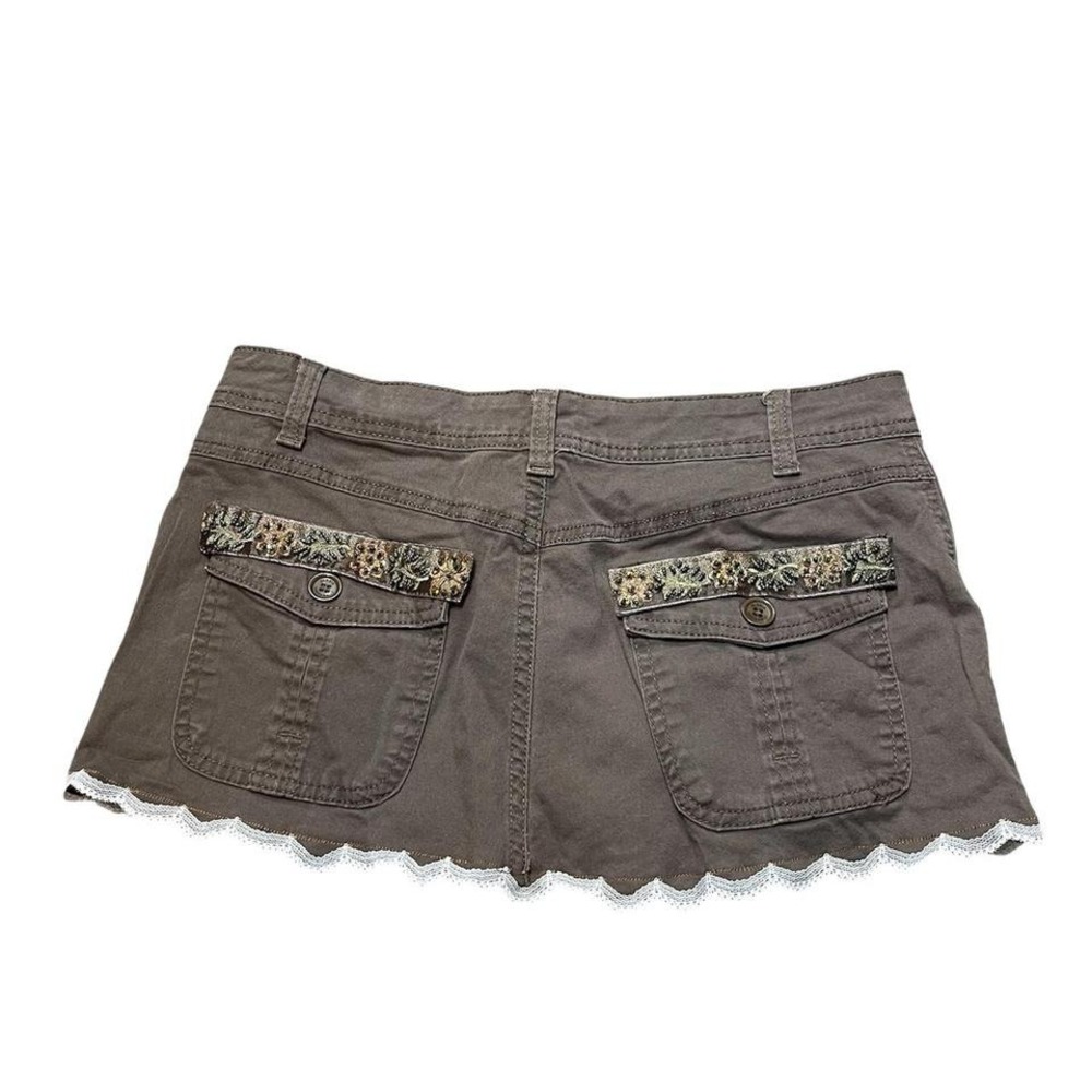 upcycled Y2K brown mini skirt with lace trim and beaded pockets
